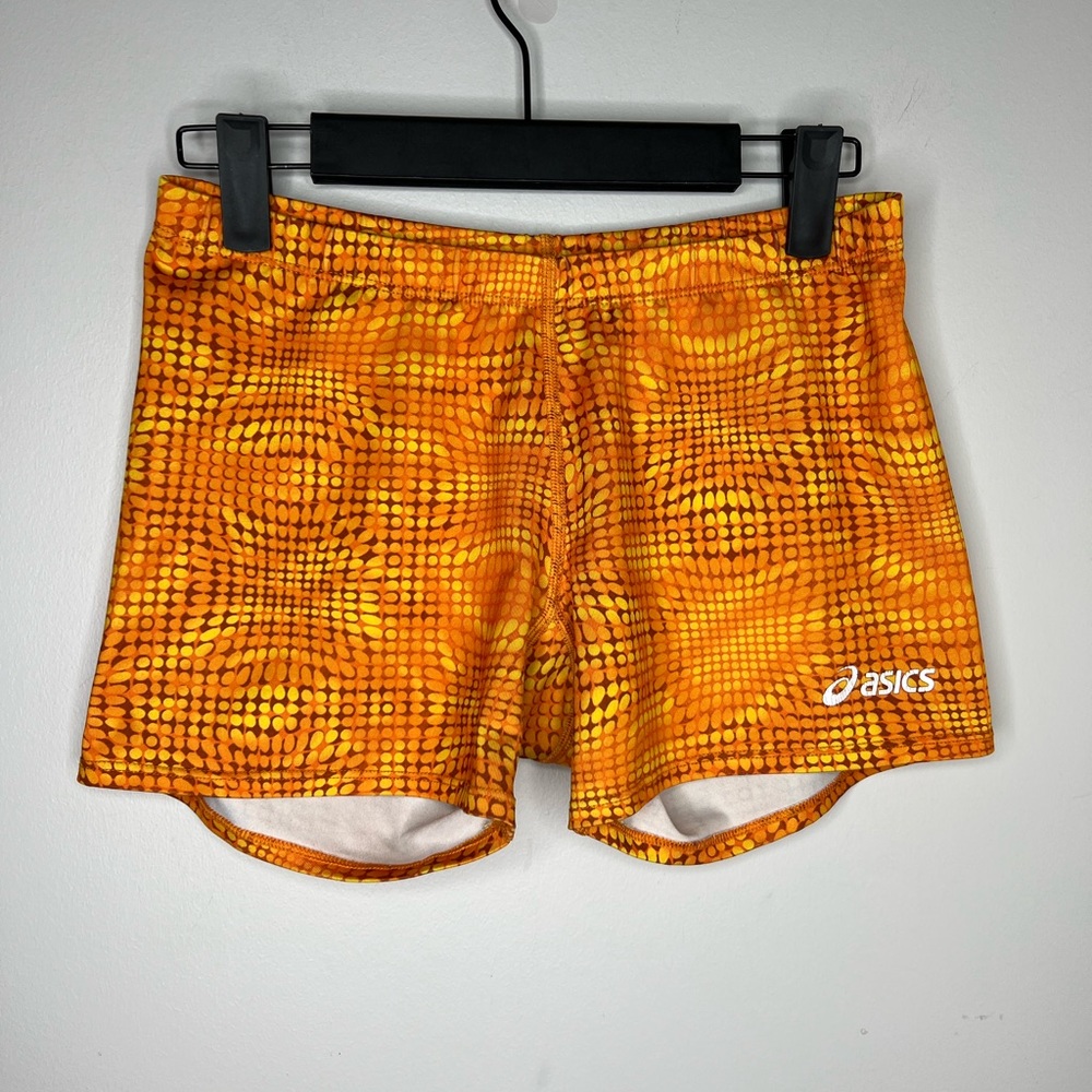 ASICS athletic shorts. CrossFit, yoga, volleyball, tennis sports shorts. Medium.